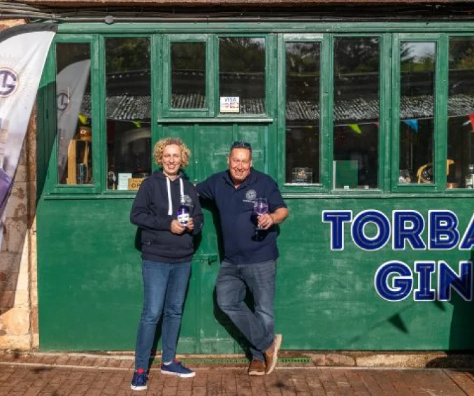 creative-torbay-torbay-gin-temp